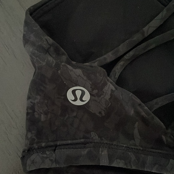 Lululemon Sports Bra - Picture 3 of 5